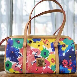 DOONEY & BOURKE MULTI FLORAL WATERCOLOR BARREL BAG EXCELLENT CONDITION 11" x 5"